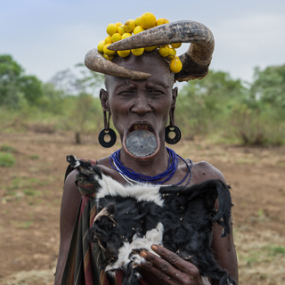 Mago - Older Mursi woman